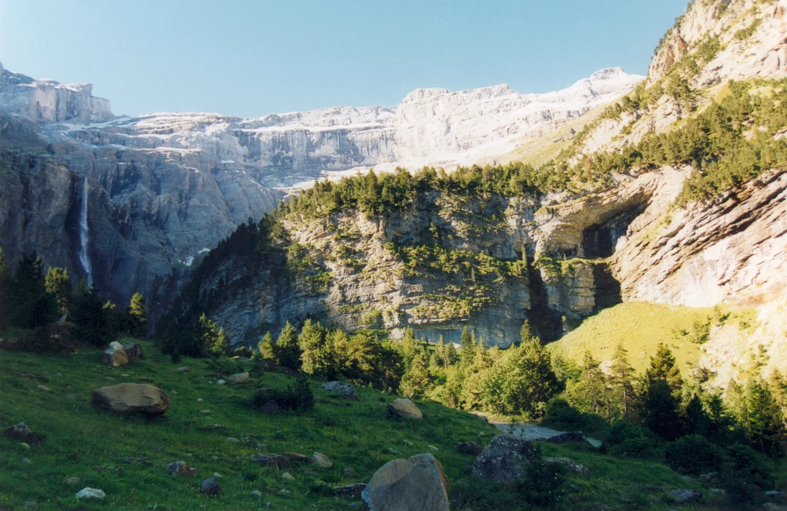Circo de Gavarnie, destino de la ruta por el Portalet
